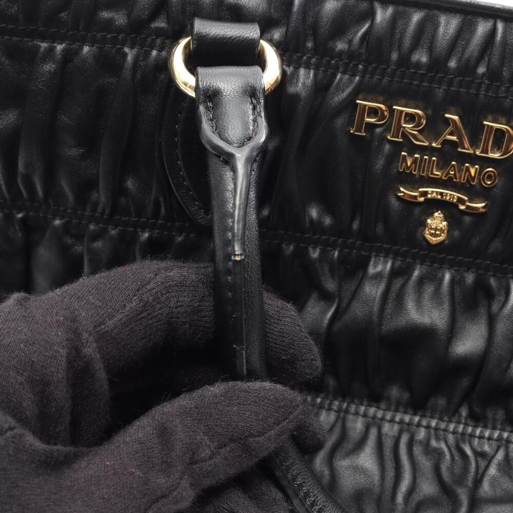 PRADA Bag - Picture 9 of 16